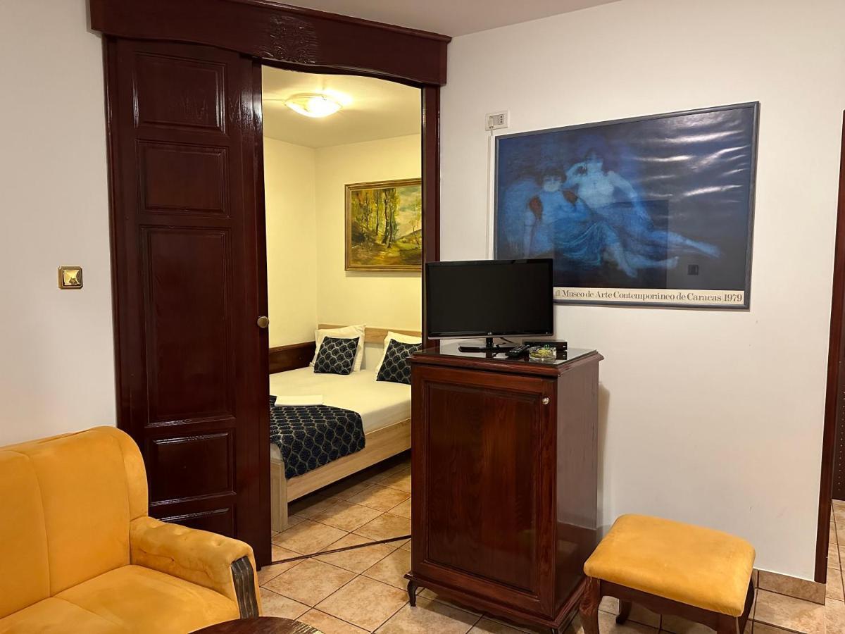 Beatrix Lux Hotel 부드바 외부 사진