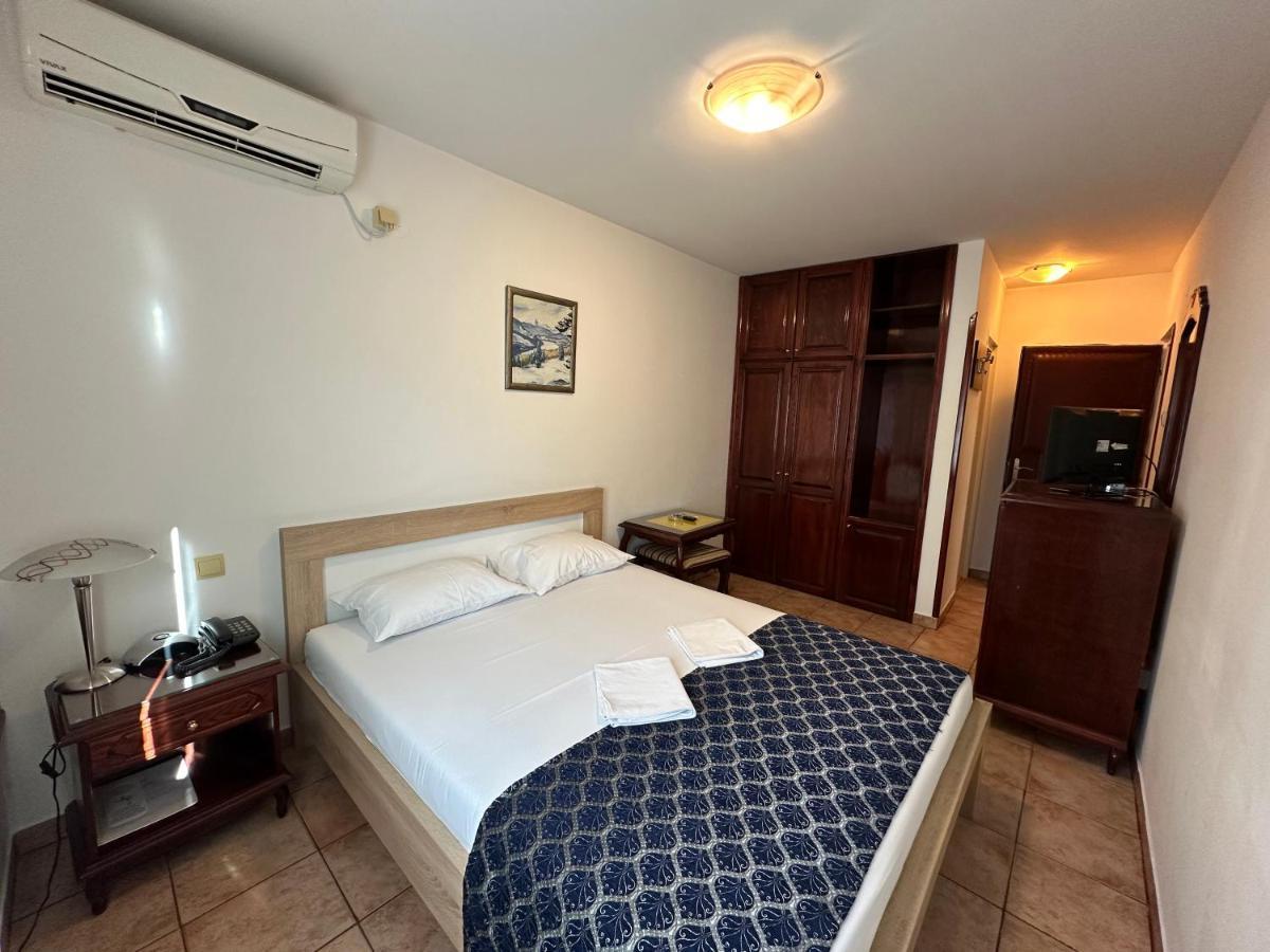 Beatrix Lux Hotel 부드바 외부 사진