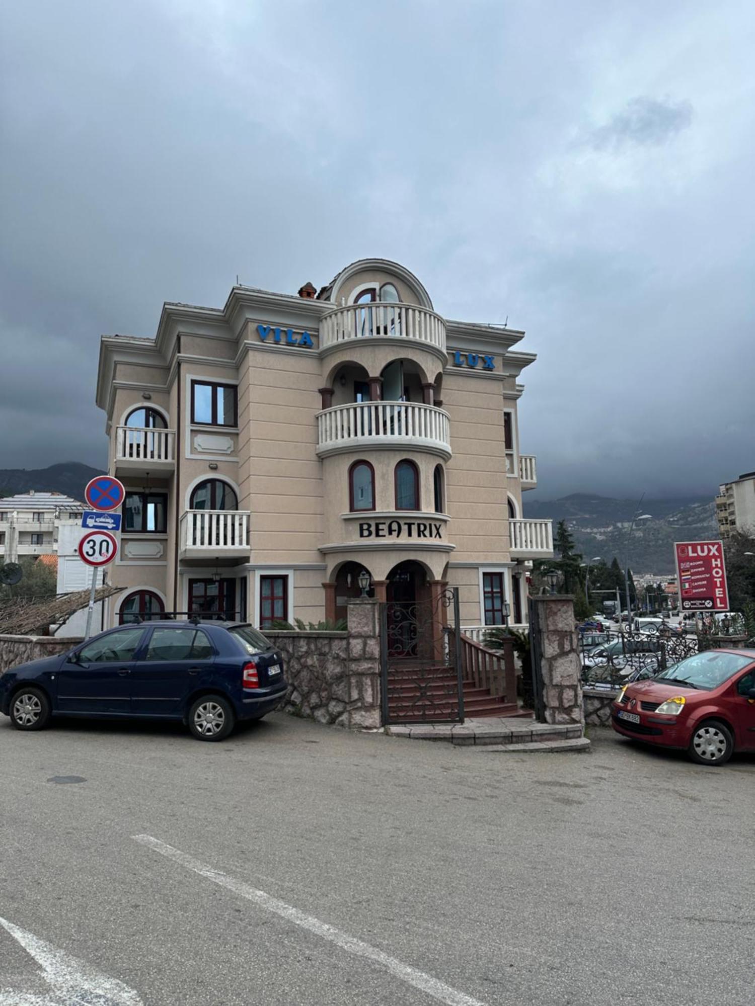 Beatrix Lux Hotel 부드바 외부 사진