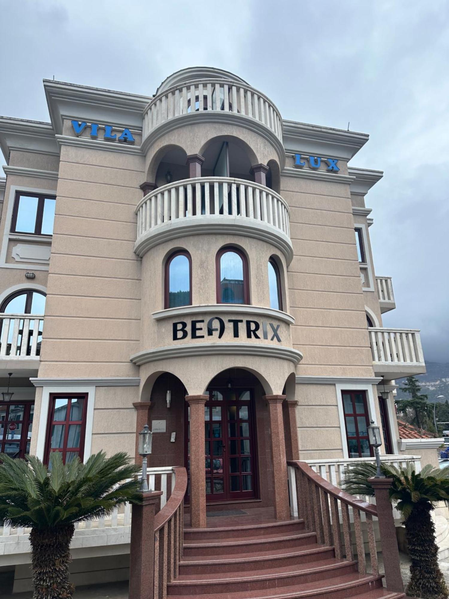 Beatrix Lux Hotel 부드바 외부 사진